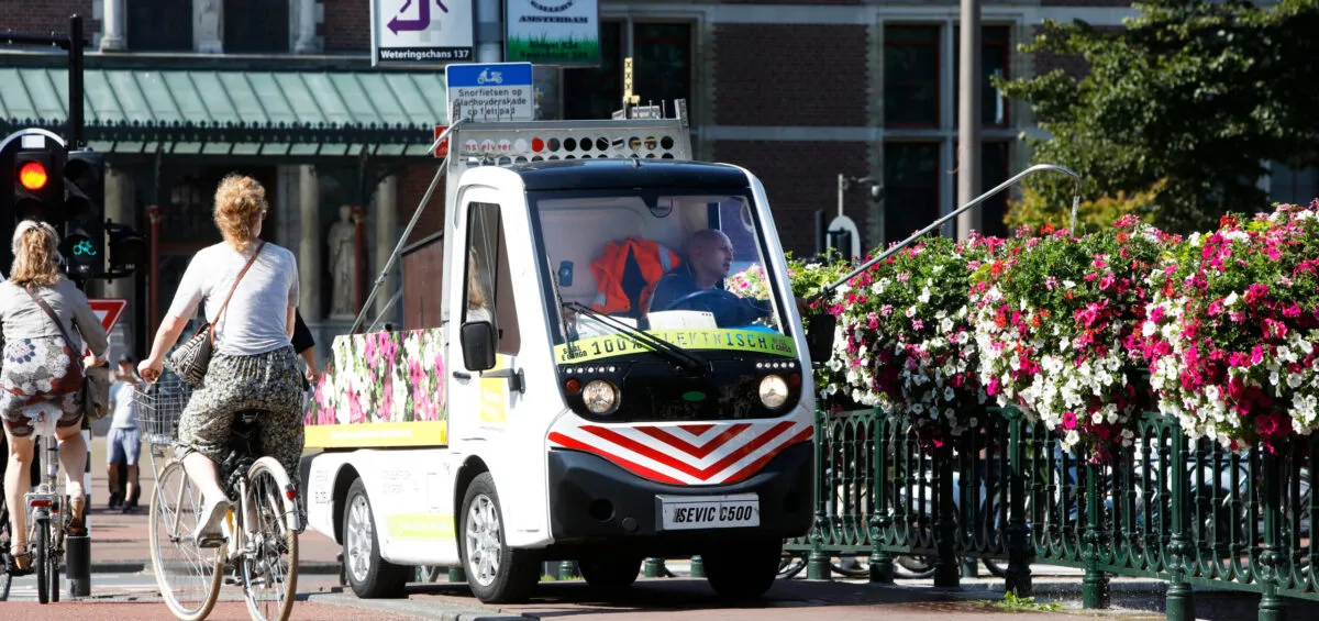 Elektrische bloemengieter Seval e Cargo en Oase lease